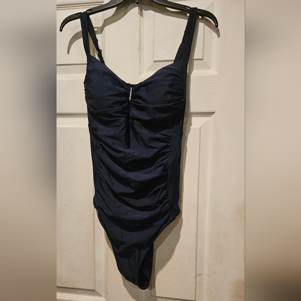 HILOR ONE PIECE BATHING SUIT